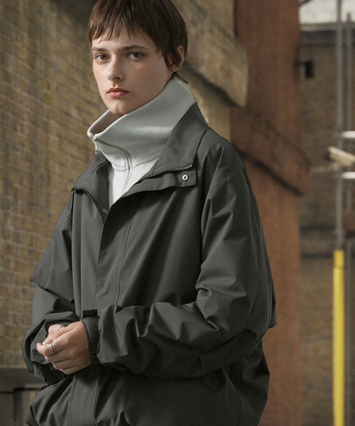 EMMA CLOTHES(エマクローズ)の「オーバーテックトラックブルゾン -ウォーターレペレント×ウィンドプルーフ-(ブルゾン・メンズ・ブラック/ライトグレー/ダークグレー・M/L)」の3枚目の写真