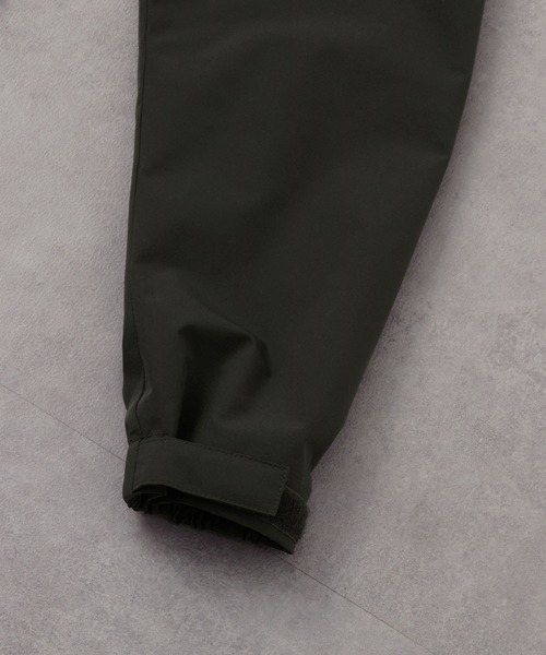 EMMA CLOTHES(エマクローズ)の「オーバーテックトラックブルゾン -ウォーターレペレント×ウィンドプルーフ-(ブルゾン・メンズ・ブラック/ライトグレー/ダークグレー・M/L)」の5枚目の写真