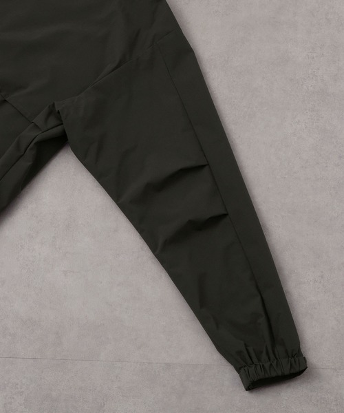 EMMA CLOTHES(エマクローズ)の「オーバーテックトラックブルゾン -ウォーターレペレント×ウィンドプルーフ-(ブルゾン・メンズ・ブラック/ライトグレー/ダークグレー・M/L)」の6枚目の写真