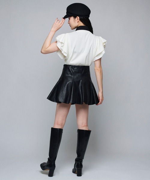 Narcissus（ナルシス）の「フリルニットトップス（Tシャツ/カットソー・レディース・ブラック/ホワイト・FREE）」の4枚目の写真