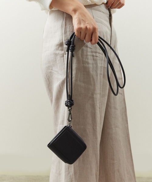 And A（アンドエー）の「ITTI イッチ / HERRIE PHONE STRING BK / STCOW ヘリーフォンストリングスマホコード マルチコード / ITTI-GOODS-059-STC-BK（スマホグッズ・メンズ・ブラック・FREE）」の4枚目の写真