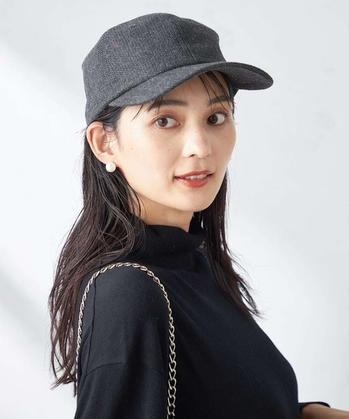 a.v.v(アーヴェヴェ)の「ヘリンボーンキャップ(キャップ・レディース・チャコールグレー/ブラウン・38)」の11枚目の写真