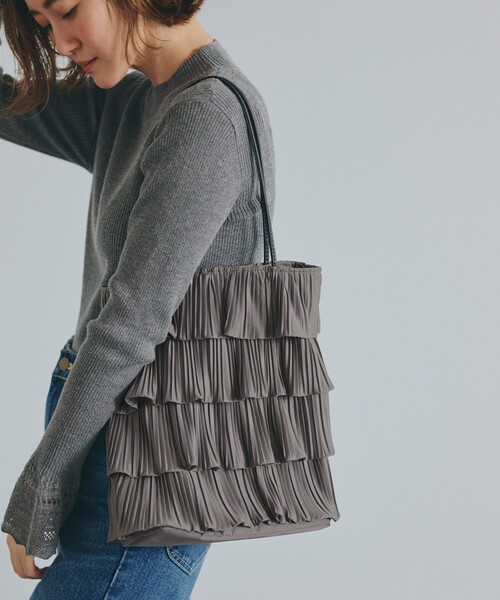 grove（グローブ）の「◆プリーツティアードトート（トートバッグ・レディース・ブラック/グレー/チャコールグレー・00）」の6枚目の写真