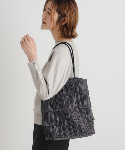 grove（グローブ）の「◆プリーツティアードトート（トートバッグ・レディース・ブラック/グレー/チャコールグレー・00）」の8枚目の写真
