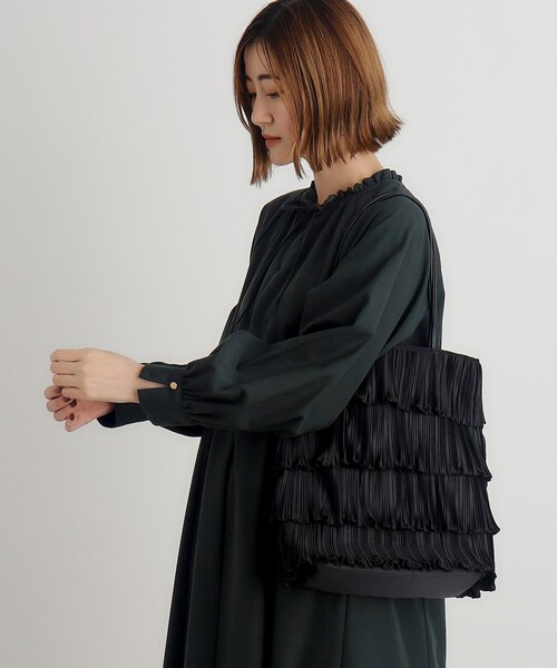 grove（グローブ）の「◆プリーツティアードトート（トートバッグ・レディース・ブラック/グレー/チャコールグレー・00）」の10枚目の写真