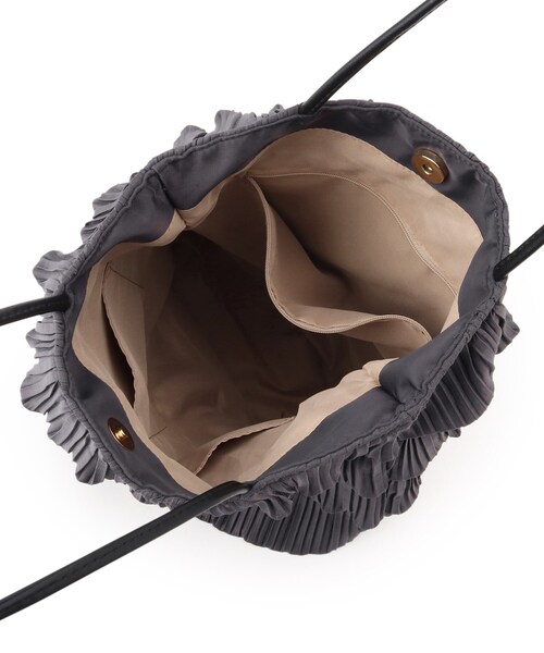 grove（グローブ）の「◆プリーツティアードトート（トートバッグ・レディース・ブラック/グレー/チャコールグレー・00）」の19枚目の写真