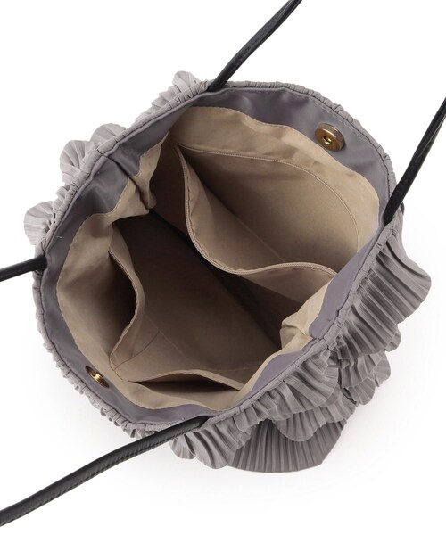 grove（グローブ）の「◆プリーツティアードトート（トートバッグ・レディース・ブラック/グレー/チャコールグレー・00）」の21枚目の写真