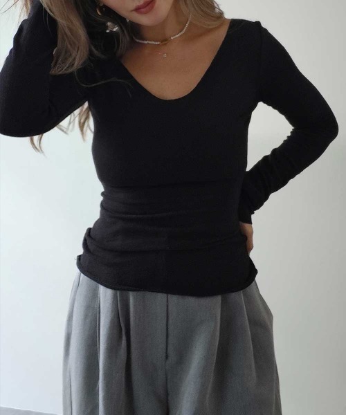 esutoreja（エストレジャ）の「Vネックシンプルトップス（Tシャツ/カットソー・レディース・ブラック/グレー/ホワイト/チャコール・FREE）」の2枚目の写真