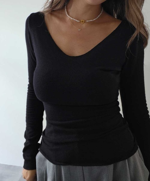 esutoreja（エストレジャ）の「Vネックシンプルトップス（Tシャツ/カットソー・レディース・ブラック/グレー/ホワイト/チャコール・FREE）」の15枚目の写真