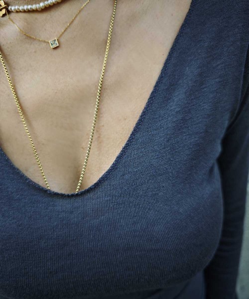 esutoreja（エストレジャ）の「Vネックシンプルトップス（Tシャツ/カットソー・レディース・ブラック/グレー/ホワイト/チャコール・FREE）」の17枚目の写真