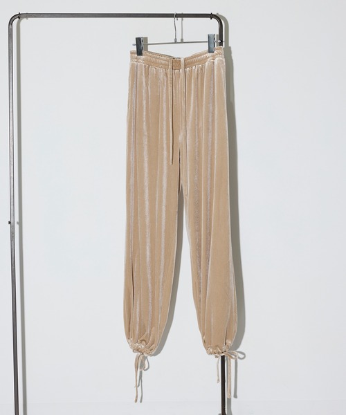 vieux by MAISON BREEZE(ビューバイメゾンブリーズ)の「【vieux by MAISON BREEZE】イージーベロアパンツ Easy velour pants(その他パンツ・レディース・ライトベージュ/チャコールグレー/ダークブラウン・FREE)」の6枚目の写真
