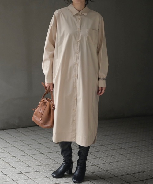 &HALF(アンドハーフ)の「ルーズロングシャツワンピース(無地/ストライプ)(シャツワンピース・レディース・ネイビー/サックスブルー/ベージュ・FREE)」の22枚目の写真