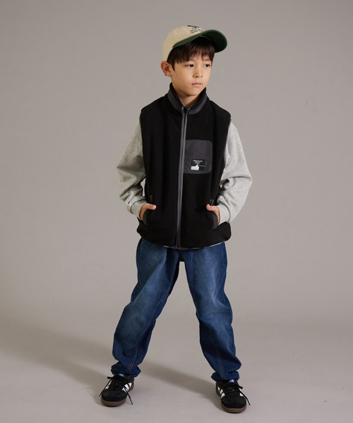 PAIRMANON STREET（ペアマノンストリート）の「【PAIRMANON STREET】マイクロフリース 無地 クレイジー 配色 ベスト（ベスト・キッズ・ベージュ/グリーン系その他/ベージュ系その他/ブラック系その他/ブラック/ブルー・100/120/150/160/140/90/130/110）」の10枚目の写真