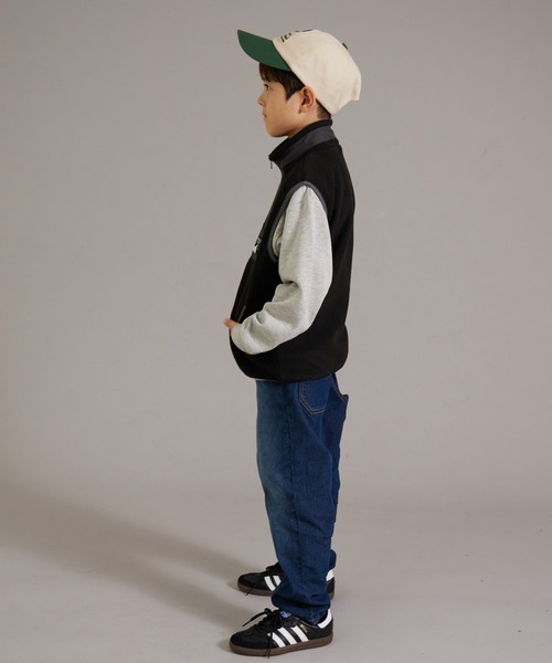 PAIRMANON STREET（ペアマノンストリート）の「【PAIRMANON STREET】マイクロフリース 無地 クレイジー 配色 ベスト（ベスト・キッズ・ベージュ/グリーン系その他/ベージュ系その他/ブラック系その他/ブラック/ブルー・100/120/150/160/140/90/130/110）」の11枚目の写真