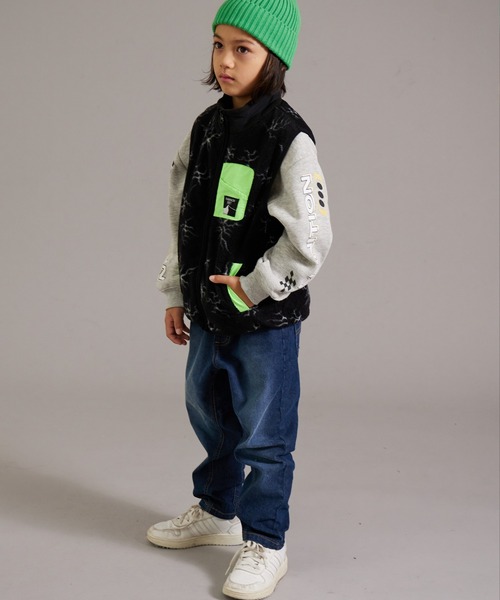 PAIRMANON STREET（ペアマノンストリート）の「【PAIRMANON STREET】マイクロフリース 無地 クレイジー 配色 ベスト（ベスト・キッズ・ベージュ/グリーン系その他/ベージュ系その他/ブラック系その他/ブラック/ブルー・100/120/150/160/140/90/130/110）」の19枚目の写真