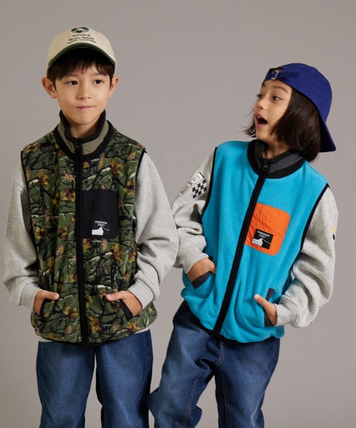 PAIRMANON STREET（ペアマノンストリート）の「【PAIRMANON STREET】マイクロフリース 無地 クレイジー 配色 ベスト（ベスト・キッズ・ベージュ/グリーン系その他/ベージュ系その他/ブラック系その他/ブラック/ブルー・100/120/150/160/140/90/130/110）」の7枚目の写真