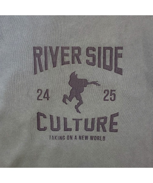 RIVER SIDE CULTURE(リバーサイドカルチャー)の「RIVER SIDE CULTURE/RSCクラッシックトレーナー (M4)(スウェット・メンズ・オートミール/ネイビー・MEDIUM/LARGE/X-LARGE)」の10枚目の写真