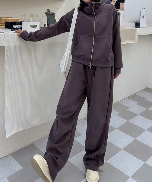 aimoha（アイモハ）の「ハイネックダブルジップスウェットジャケット (LV)（スウェット・レディース・ピンク/ダークグレー/ライトベージュ/グレイッシュベージュ/ダークベージュ・MEDIUM/LARGE/X-LARGE）」の15枚目の写真