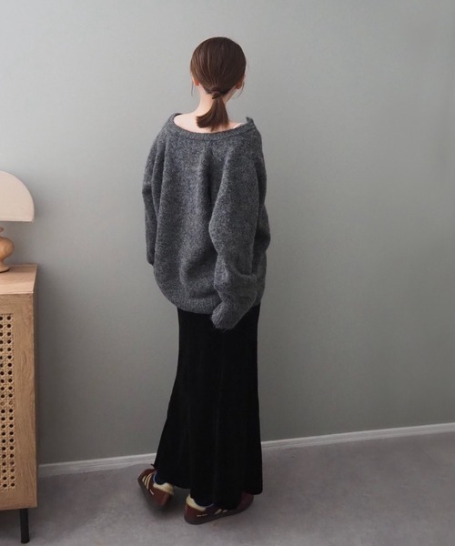 LAULEN（ローレン）の「heart button knit cardigan /ハートボタンニットカーディガン（カーディガン/ボレロ・レディース・アイボリー/チャコールグレー/ピンク・FREE）」の16枚目の写真