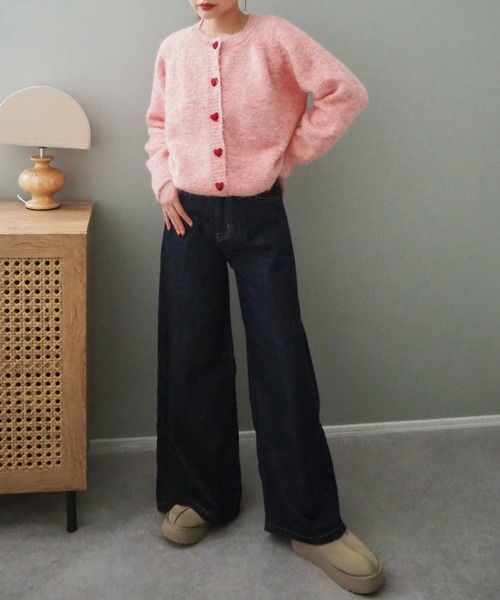 LAULEN（ローレン）の「heart button knit cardigan /ハートボタンニットカーディガン（カーディガン/ボレロ・レディース・アイボリー/チャコールグレー/ピンク・FREE）」の13枚目の写真