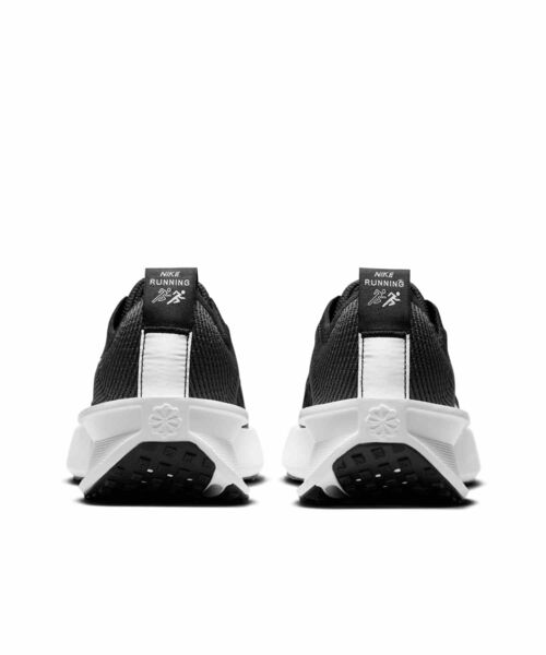 NIKE(ナイキ)の「ナイキ インタラクト ラン ウィメンズ ロード ランニングシューズ / Nike Interact Run Women's Road Running Shoes FD2292-003 Black(スニーカー・レディース・ブラック系その他2・22.5/23/23.5/24/24.5/25/25.5/26/26.5)」の5枚目の写真