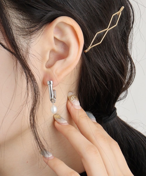 “SELF PORTRAIT”パールジャケットピアス(送料関税込) セール】ALB PEARLシリーズ ピアス 淡水パール（ピアス（両耳用