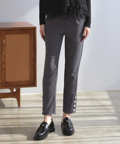 MERAKI(メラキ)の「ビジューパンツ(その他パンツ・レディース・アイボリー/ブラック/グレー/ブラウン/ベージュ・L/M/S)」の3枚目の写真