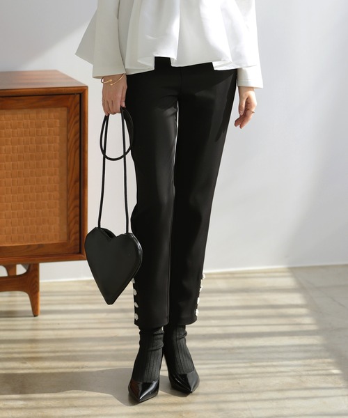 MERAKI(メラキ)の「ビジューパンツ(その他パンツ・レディース・アイボリー/ブラック/グレー/ブラウン/ベージュ・L/M/S)」の19枚目の写真