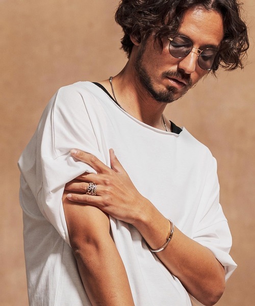 Jih Nunc(ジーヌンク)の「mt9431-ルーズネックカットソー(Tシャツ/カットソー・メンズ・グリーン/ピンク/ホワイト/ブラック・L/M/S)」の6枚目の写真