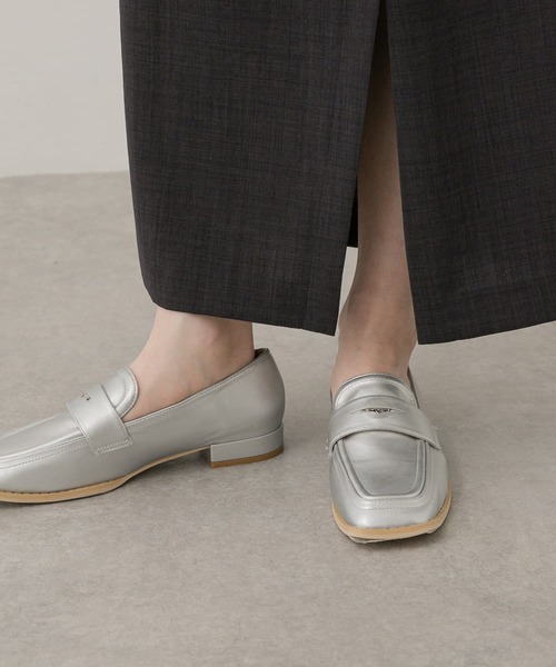 SENSE OF PLACE by URBAN RESEARCH（センスオブプレイスバイアーバンリサーチ）の「コインローファー（ローファー・レディース・ブラック/アイボリー/シルバー・MEDIUM/LARGE/SMALL）」の11枚目の写真