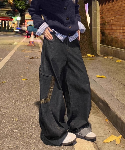 lilful(リルフル)の「レオパード柄 バレルレッグ ワイドカーブデニムパンツ(デニムパンツ・レディース・ブラック/ブルー・S/M)」の5枚目の写真