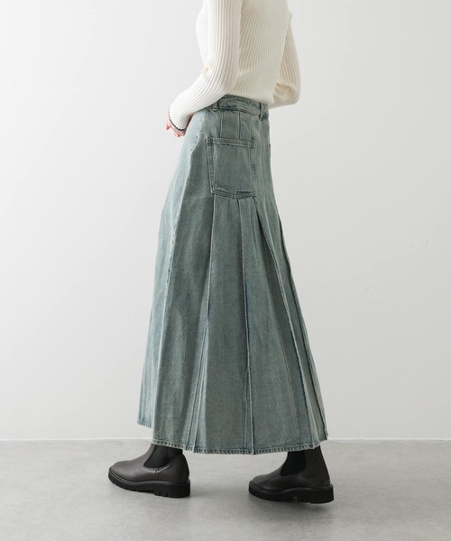 SENSE OF PLACE by URBAN RESEARCH（センスオブプレイスバイアーバンリサーチ）の「プリーツデニムスカート（デニムスカート・レディース・ライトインディゴブルー/インディゴブルー・MEDIUM/SMALL）」の5枚目の写真