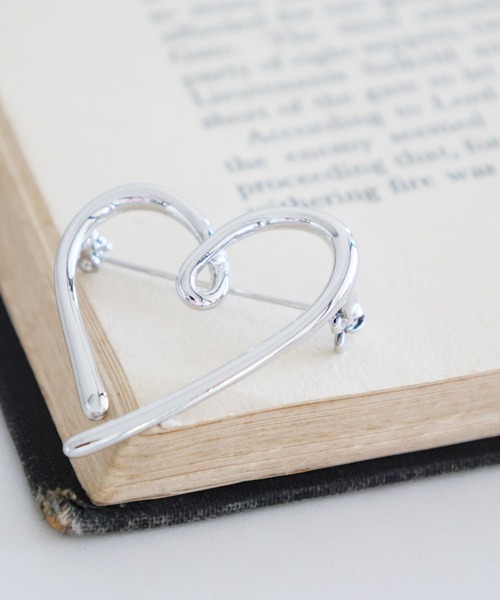 LEPSIM(レプシィム)の「アソートメタルブローチ 287556(ブローチ/コサージュ・レディース・ゴールド/シルバー/シルバー系その他/シルバー系その他2・ONE SIZE)」の2枚目の写真