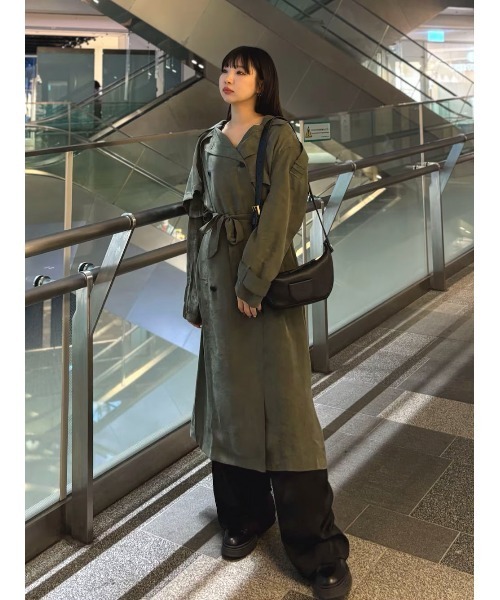 ALLSAINTS（オールセインツ）の「ALBA SATIN TROUSER | ALBA サテン トラウザー（その他パンツ・レディース・ブラック・XS/S/M/L）」の5枚目の写真