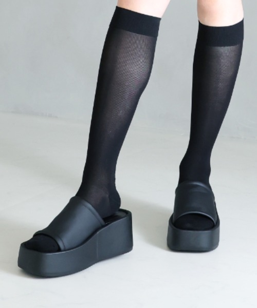 VIVIAN(ヴィヴィアン)の「厚底カバーサンダル ZOZOTOWN+オフィシャルサイト限定商品(サンダル・レディース・シルバー/ブルー/アイボリー/ブラック・LL/L/M/S)」の15枚目の写真