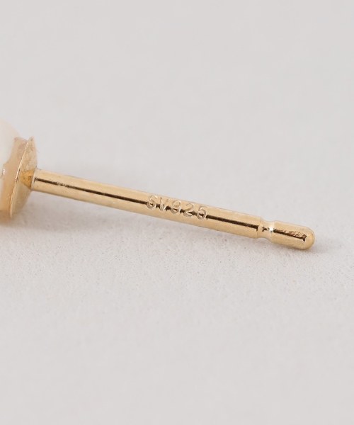Noble(ノーブル)の「AYUS/アユス Akoya Pearl ピアス (3.5-4.0mm)(ピアス(両耳用)・レディース・ゴールド・FREE)」の6枚目の写真