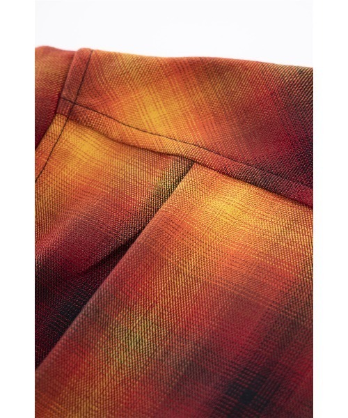 WOKE EDGE（ウォークエッジ）の「ロングスリーブ｜Ombre Shadow Check Shirt｜WOKE EDGE（シャツ/ブラウス・メンズ・ブルー/レッド・M/L/XL）」の7枚目の写真