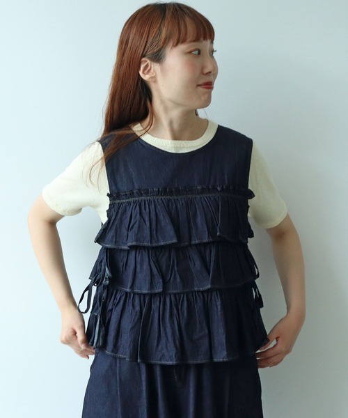 bulle de savon(ビュルデサボン)の「5.5oz denim furifuri ベスト(シャツ/ブラウス・レディース・ブルー/インディゴブルー・FREE)」の2枚目の写真
