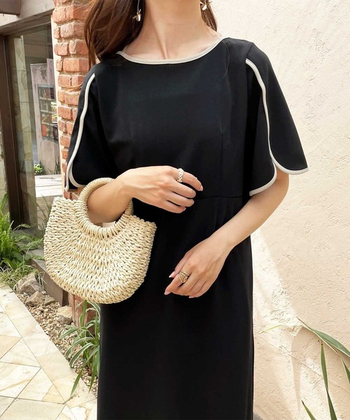 GeeRA（ジーラ）の「スリット入り配色フレアースリーブワンピース（ワンピース・レディース・ネイビー/ブラック・LARGE/X-LARGE/MEDIUM）」の18枚目の写真