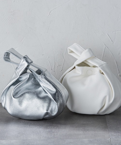 MAYSON GREY（メイソングレイ）の「ワンハンドルラウンドバッグ（ハンドバッグ・レディース・シルバー系その他/ホワイト・FREE）」の4枚目の写真