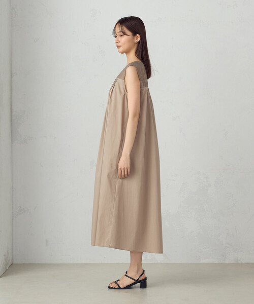 COMME CA ISM(コムサイズム)の「コットンナイロンストレッチタイプライター ノースリーブワンピース(ワンピース・レディース・ブラウン/ベージュ/ブラック・FREE)」の15枚目の写真