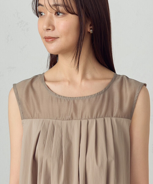 COMME CA ISM(コムサイズム)の「コットンナイロンストレッチタイプライター ノースリーブワンピース(ワンピース・レディース・ブラウン/ベージュ/ブラック・FREE)」の17枚目の写真