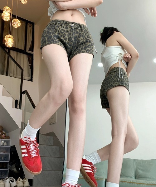 AsRiRe(アスリレイ)の「レオパードミニパンツ(その他パンツ・レディース・ブラウン・S/M/L)」の10枚目の写真