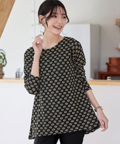 Tiaclasse(ティアクラッセ)の「花柄カットレースフレアトップス(Tシャツ/カットソー・レディース・ブラック系/ブラック/オフホワイト/ベージュ系・XL/XXL)」の8枚目の写真