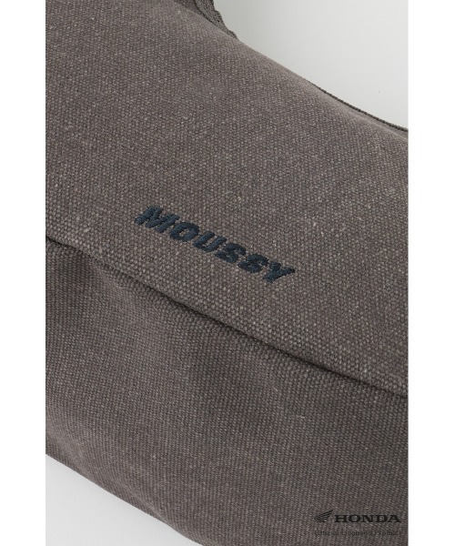 MOUSSY(マウジー)の「HONDA HOBO バッグ(ショルダーバッグ・レディース・カーキ/ダークグレー・FREE)」の19枚目の写真