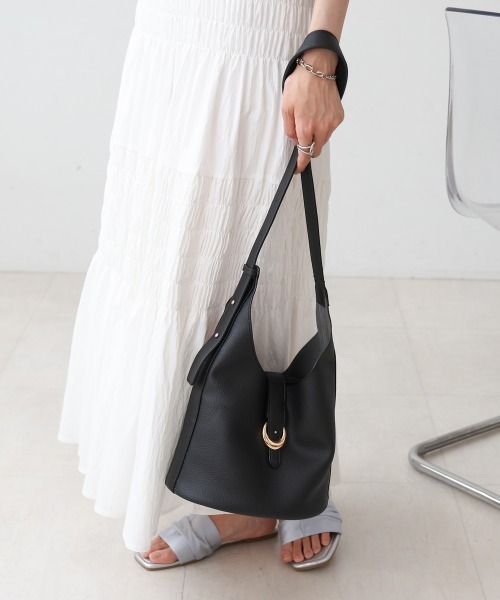 Bab（バブ）の「ポーチ付きサイドベルトバッグ（ショルダーバッグ・レディース・ブラック/ブラウン/ベージュ・ONESIZE）」の5枚目の写真