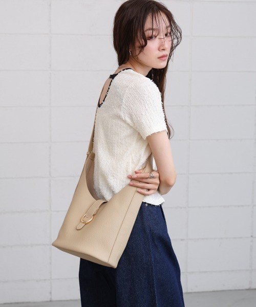 Bab（バブ）の「ポーチ付きサイドベルトバッグ（ショルダーバッグ・レディース・ブラック/ブラウン/ベージュ・ONESIZE）」の21枚目の写真