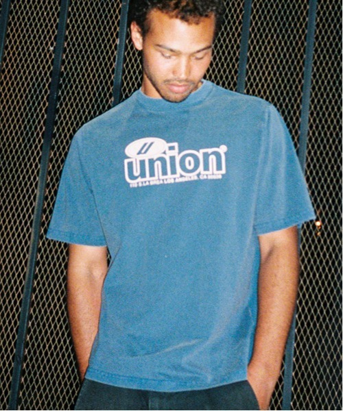 UNION（UNION TOKYO）（ユニオン）の「UNION  TOKYO ON ROAD TEE ユニオントーキョー Tシャツ（Tシャツ/カットソー・メンズ・ブラック/ホワイト/ネイビー・SMALL/MEDIUM/LARGE/XX-LARGE/X-LARGE）」の3枚目の写真