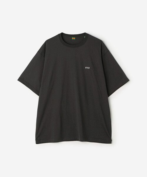 Bshop（ビショップ）の「078 CITE |  クルーネック 半袖Tシャツ MEN（Tシャツ/カットソー・メンズ・オフホワイト/ブルー/ダークブラウン/ライトグリーン/イエロー/オレンジ/チャコール/モカ/ベージュ・M/L/XL）」の3枚目の写真