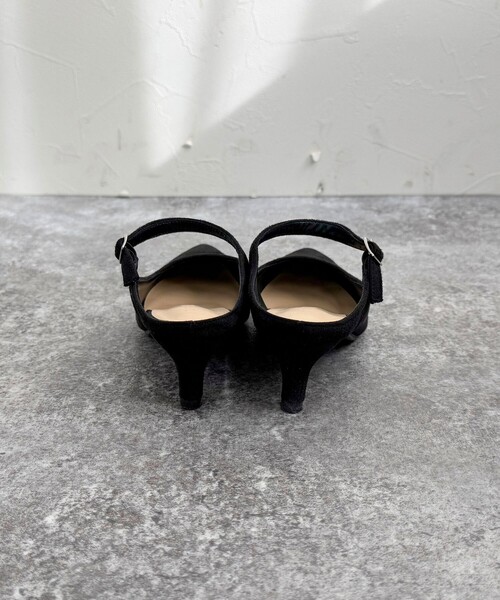 fredy emue（フレディエミュ）の「【販売後5分で完売！/haruセレクト】フェイクスエードアンクルベルトヒール（パンプス・レディース・ブラック・M/L/S）」の13枚目の写真